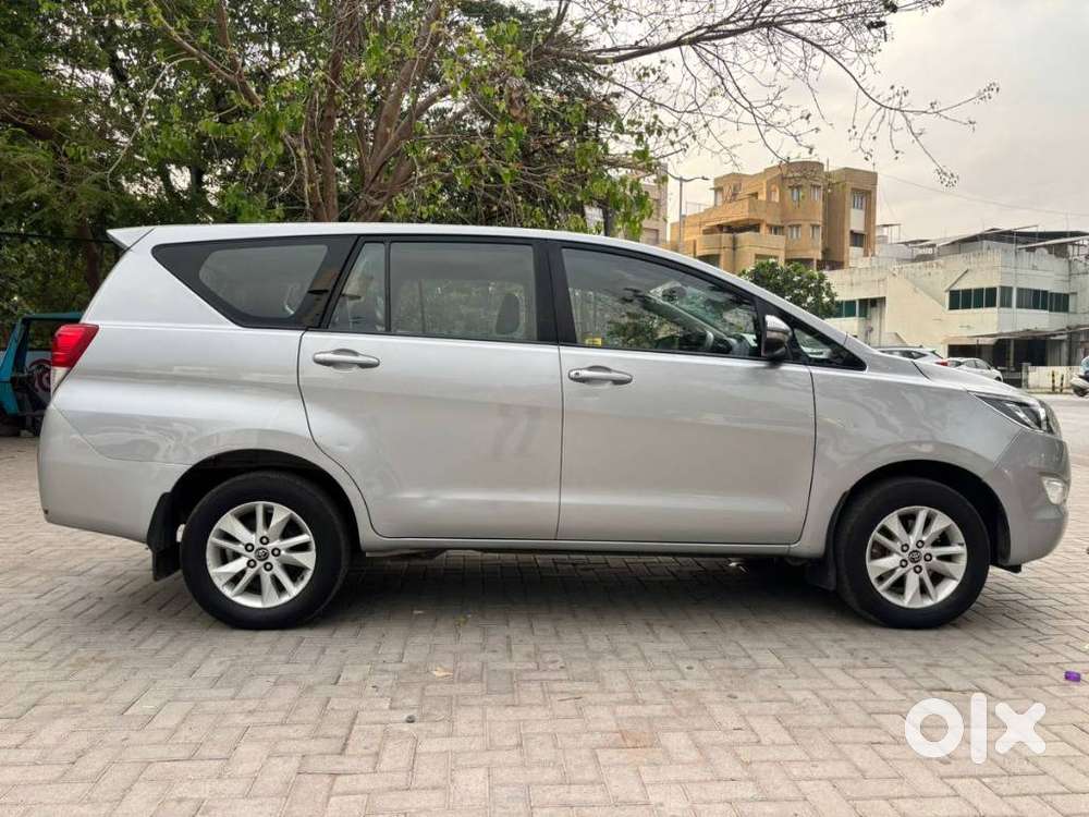 Toyota Innova Crysta 2.4 G Mt 8s, 2016, Diesel