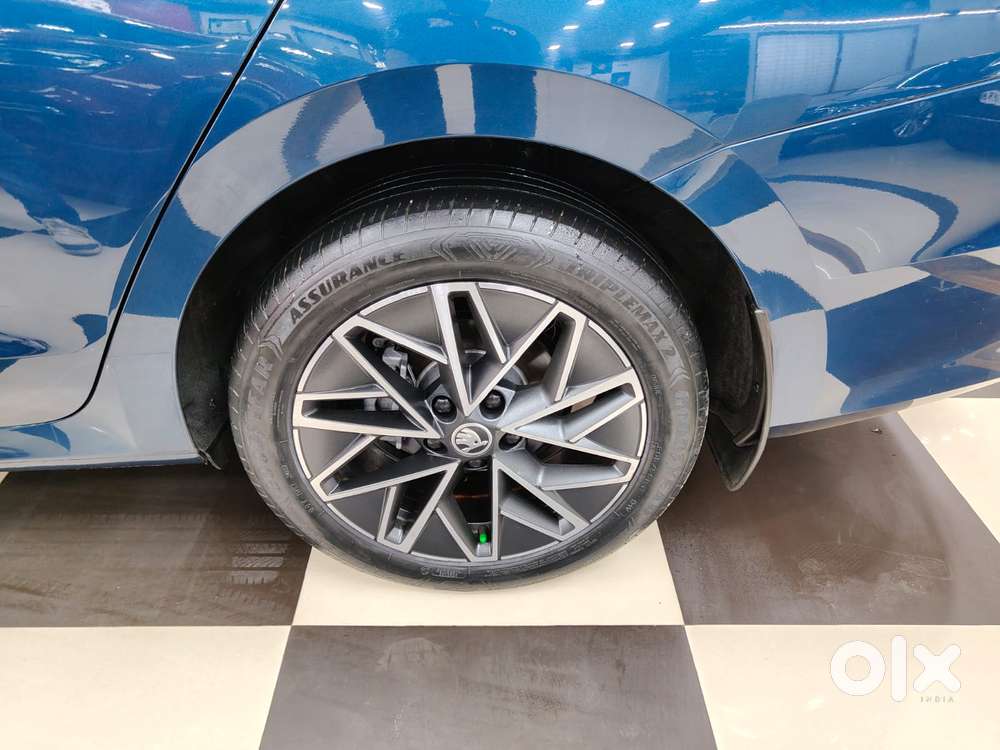 Skoda Octavia 2.0 L K Tsi At, 2022, Petrol