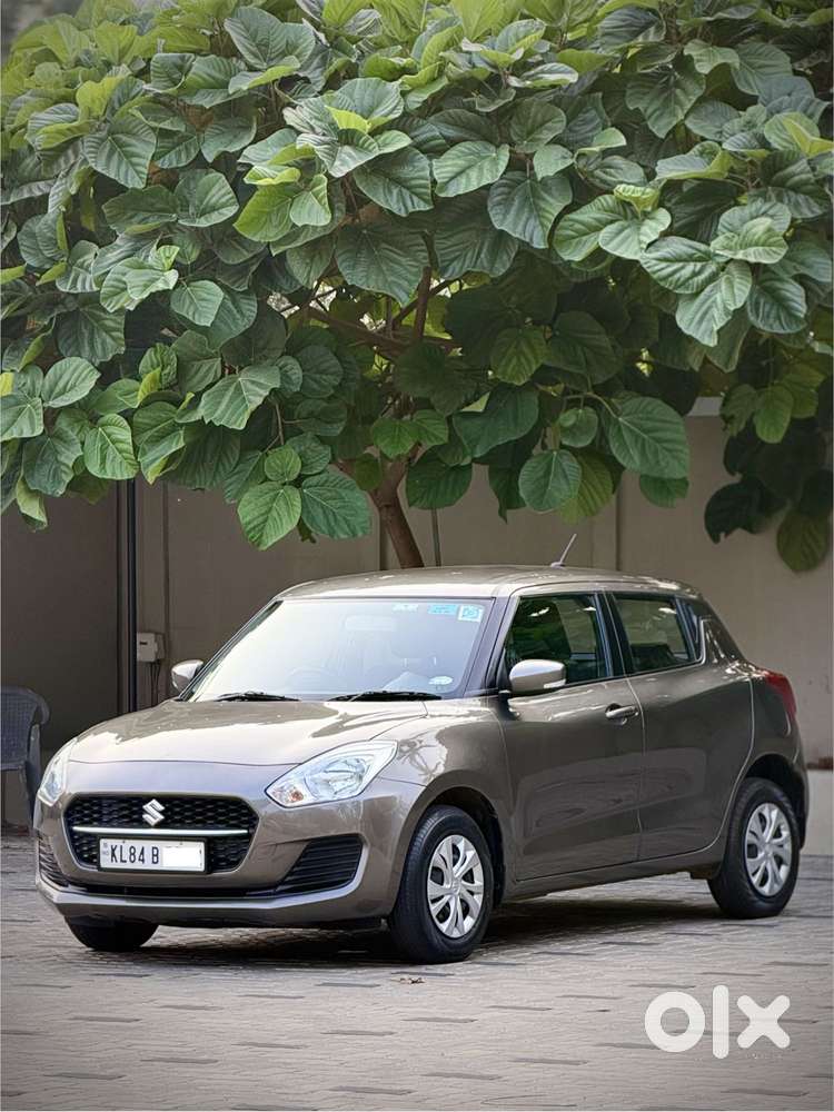 Maruti Suzuki Swift Vxi Optional, 2023, Petrol