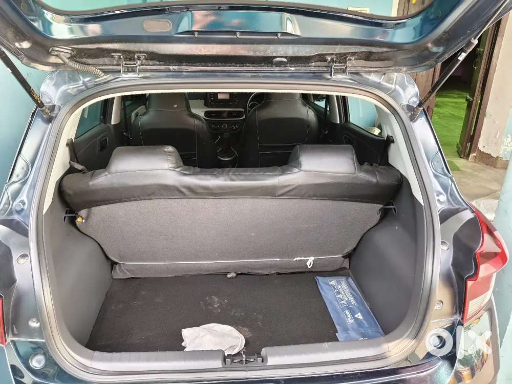 Hyundai I10 2023 Petrol 9031 Km Driven