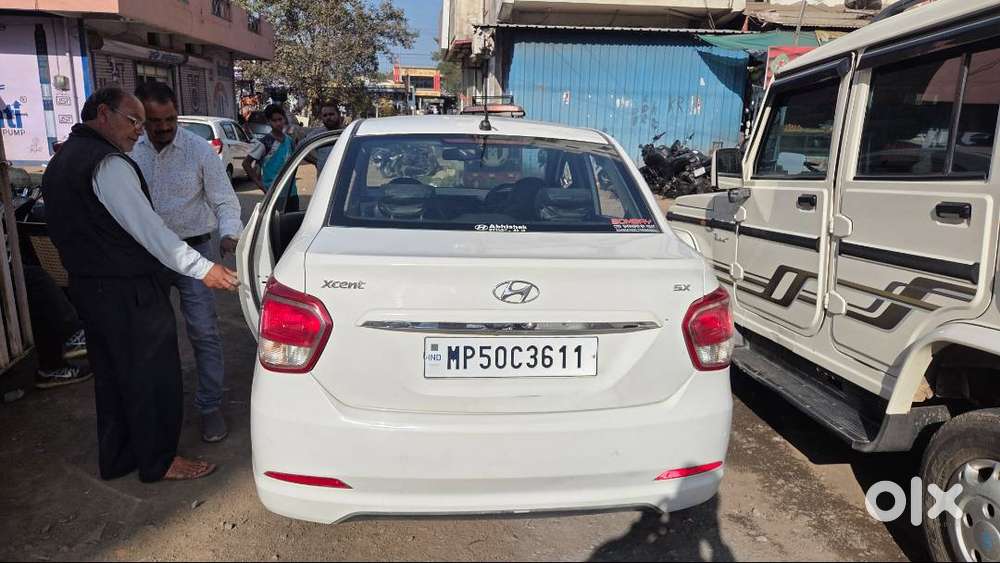 Hyundai Xcent Prime 2015 Petrol Well Maintained