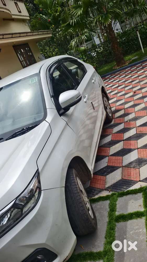 Honda Amaze 2nd 2022 Petrol