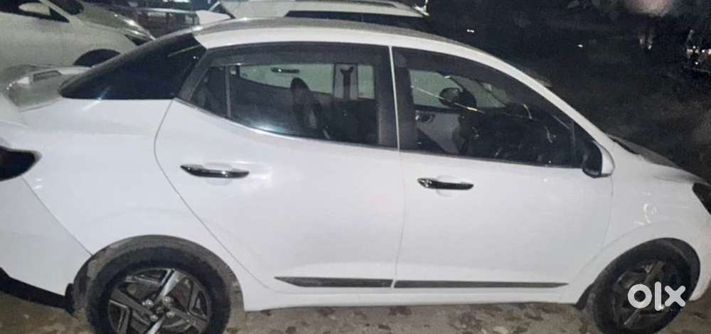 Hyundai Aura Cng & Hybrids 145000 Km Driven