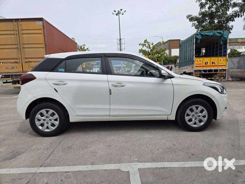 Hyundai I20 Sportz 1.2 Vtvt, 2018, Petrol