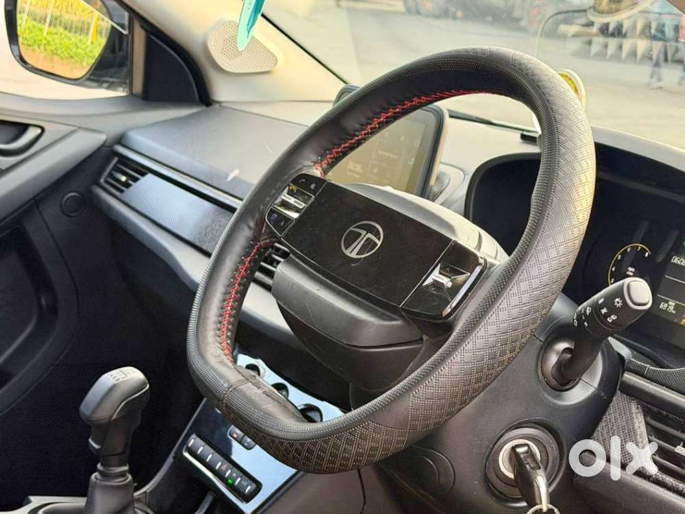 Tata Nexon Smart Plus S 1.2 Revotron Petrol 5 Mt, 2025, Cng & Hybrid..