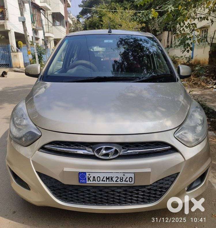 Hyundai I10 Sportz At, 2012, Petrol