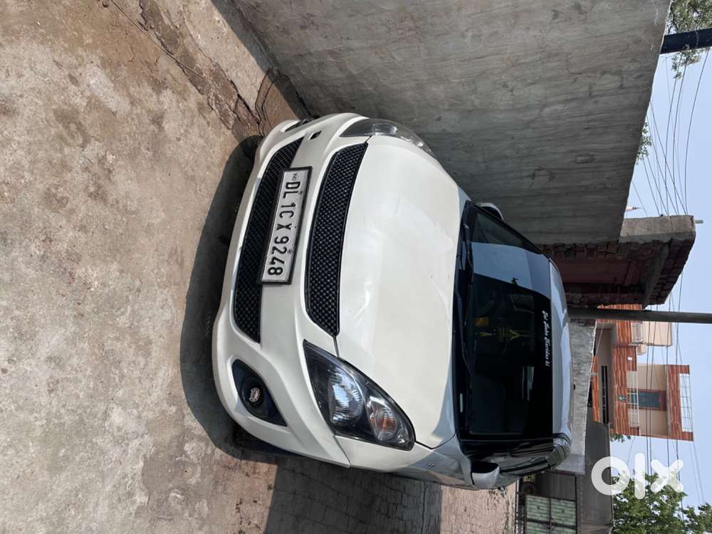 Maruti Suzuki Dzire 2015
