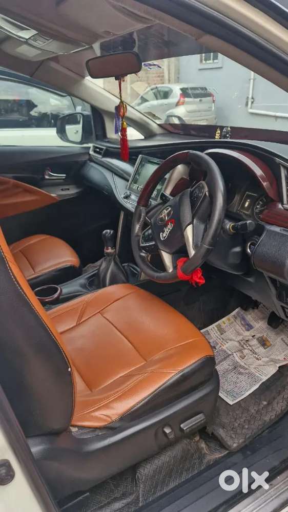 Toyota Innova Crysta Diesel 2016