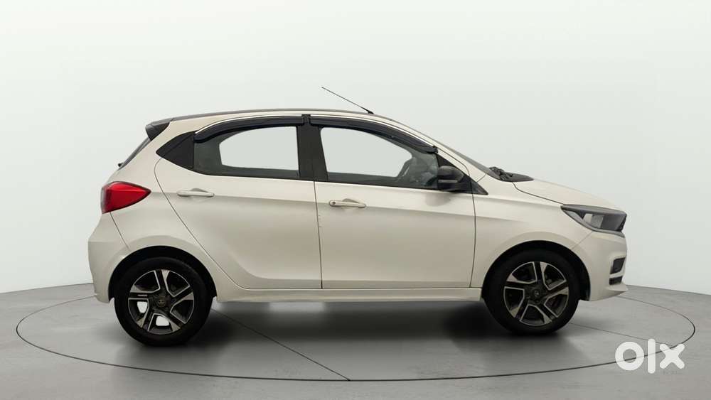Tata Tiago Xza Plus, 2020, Petrol