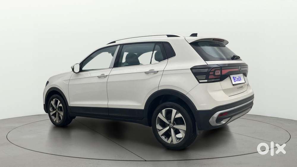 Volkswagen Taigun 1.0 TSI Topline AT, 2023, Petrol