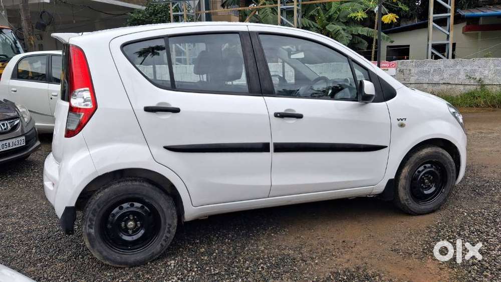 Maruti Suzuki Ritz Vxi Abs, 2013, Petrol
