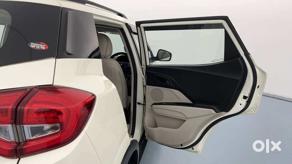 Mahindra Xuv300 W6, 2023, Petrol