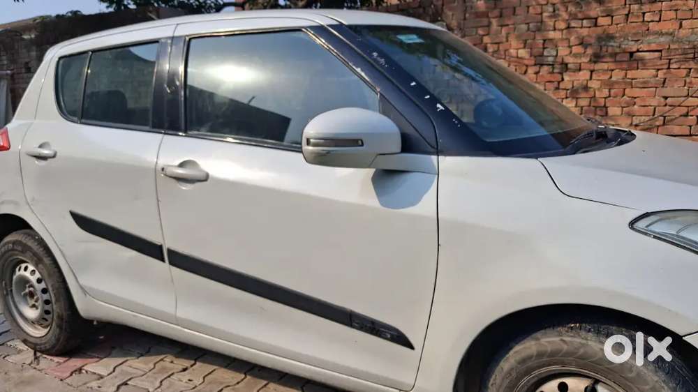 Maruti Suzuki Swift 2016 Diesel 135000 Km Driven
Good Condition