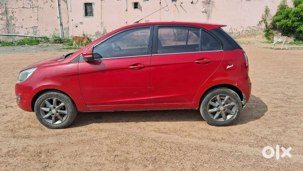 Tata Bolt Revotron Xt, 2017, Petrol