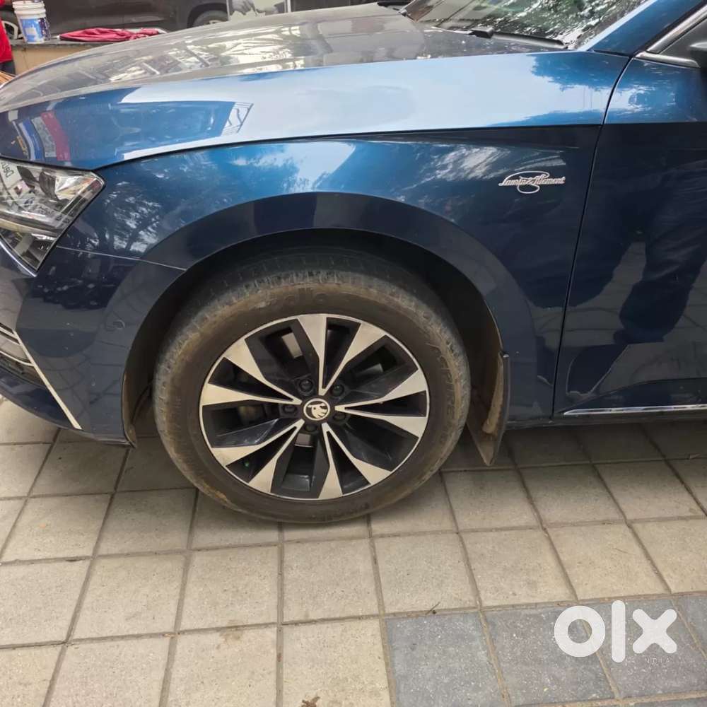 Skoda Superb 2.0 L&k Tsi At, 2022, Petrol