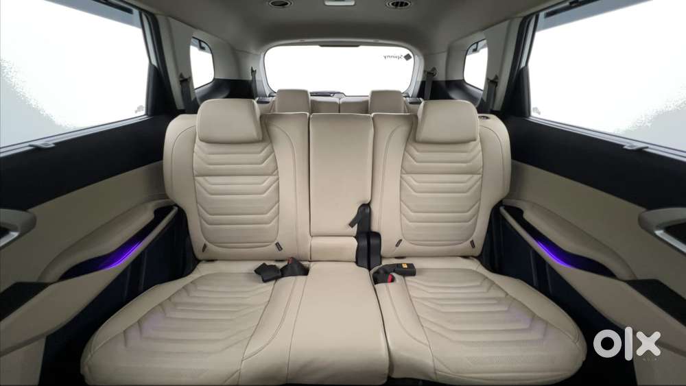 Kia Carens 1.4 Luxury 7 Str, 2022, Petrol