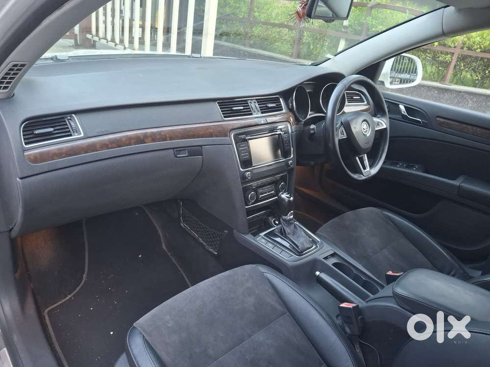 Skoda Superb 1.8 Elegance Tsi At, 2015, Petrol
