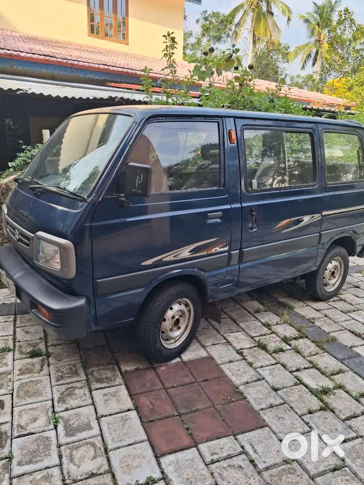 Maruti Suzuki Omni 2011