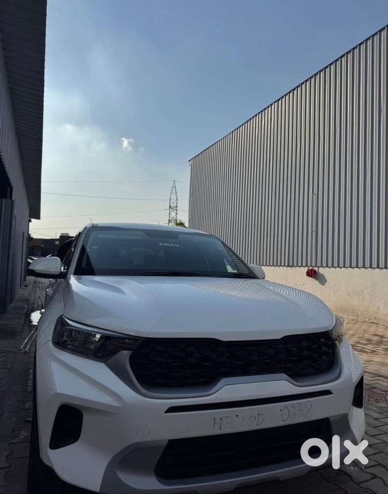 Kia Sonet 2023 Petrol Well Maintained