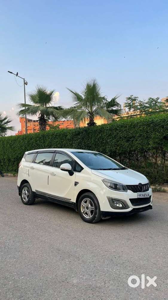 Mahindra Marazzo M6, 2019, Diesel
