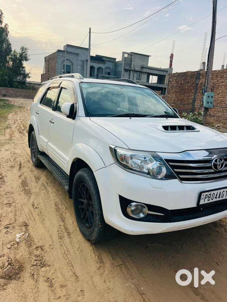 Toyota Fourtuner 2015 Diesel