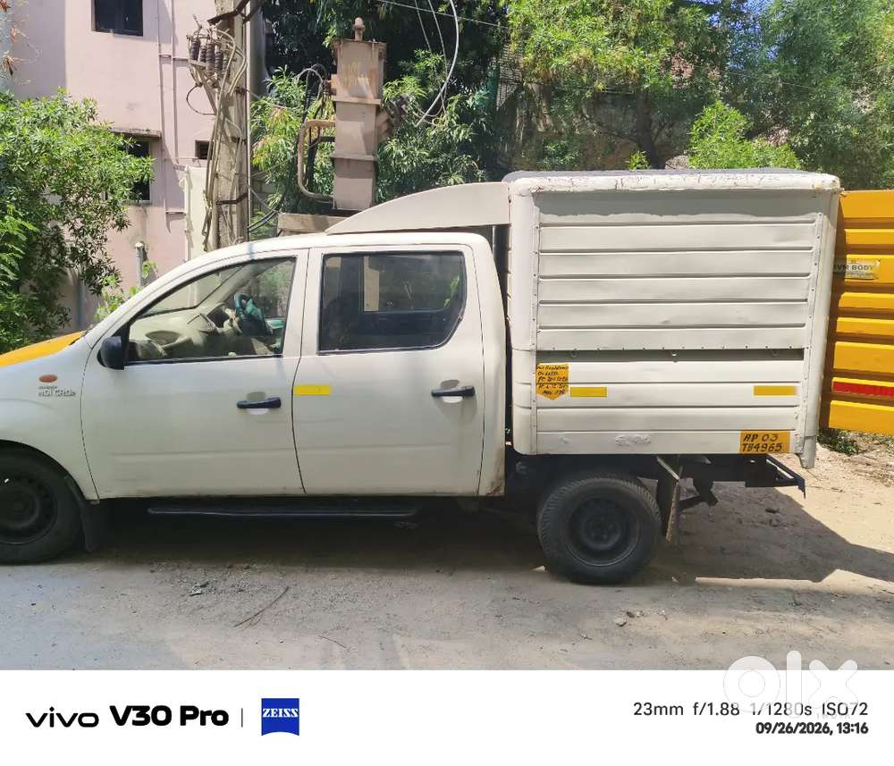 Mahindra Genio Diesel 2012