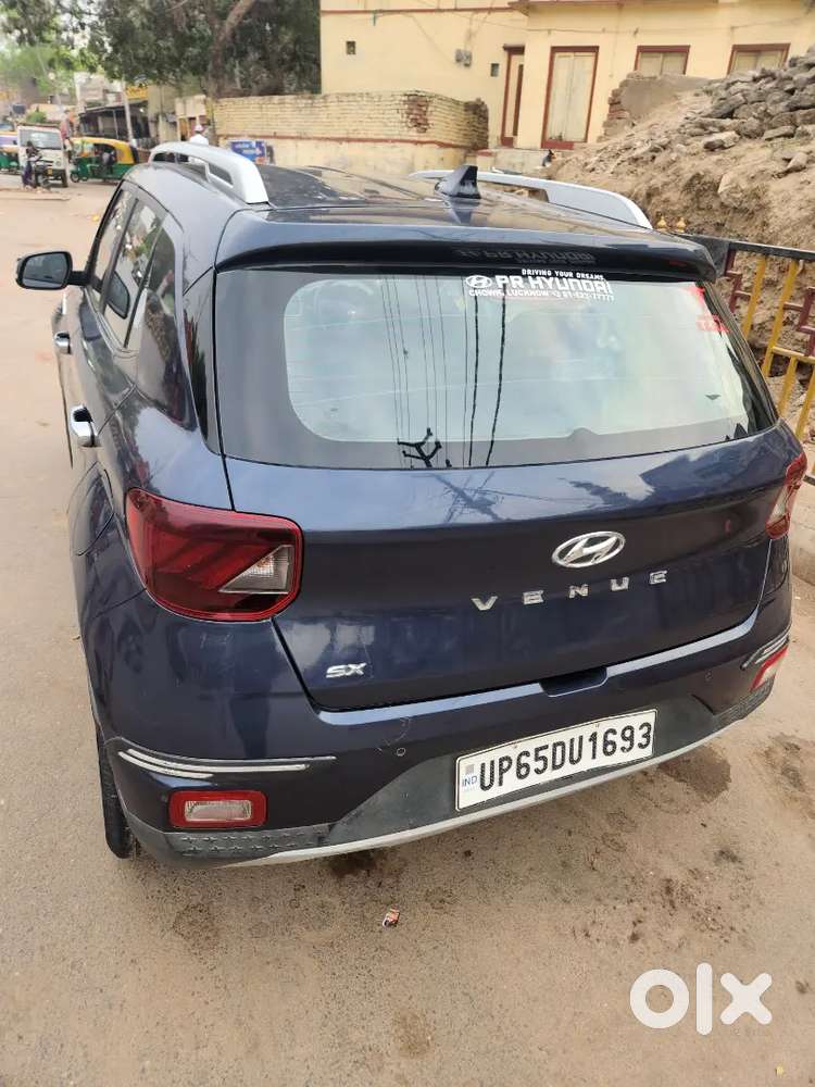 Well Maintained Hyundai Venue 2020 Diesel With Avg 25