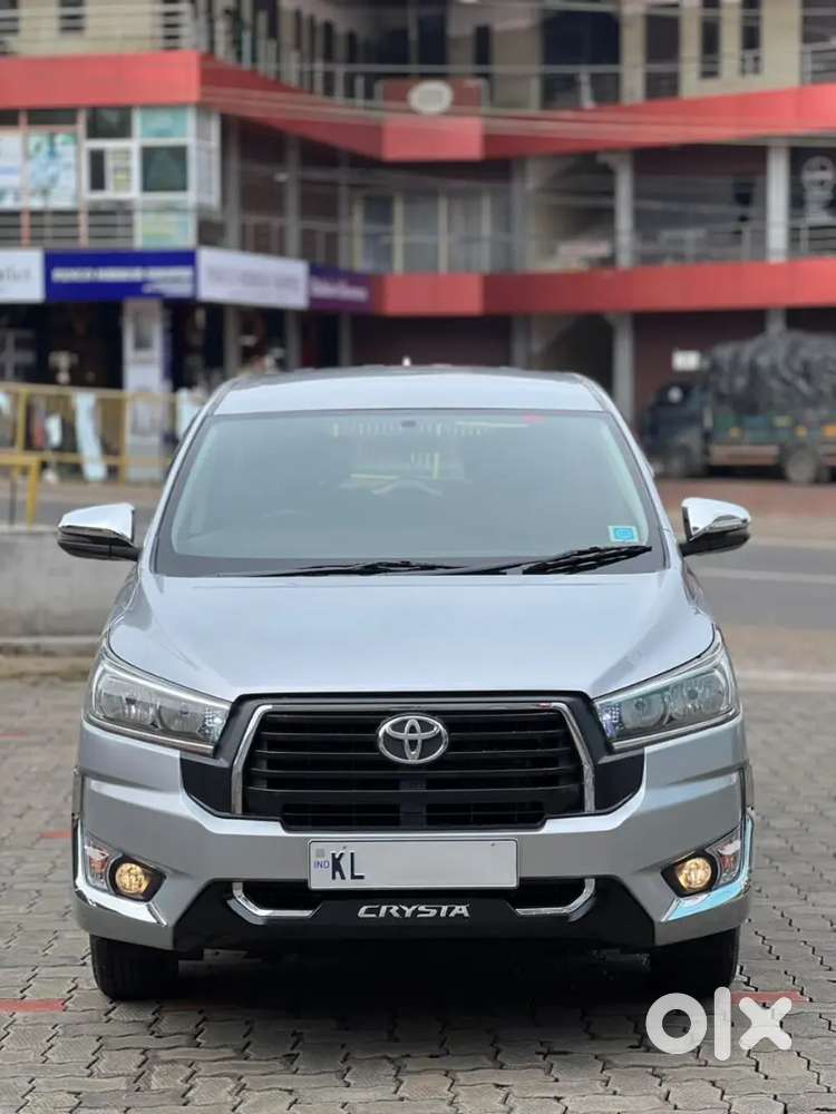 Toyota Innova Crysta 2.4 2018 Model Well Maintained