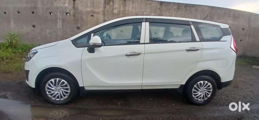Mahindra Marazzo M4 8str, 2019, Diesel