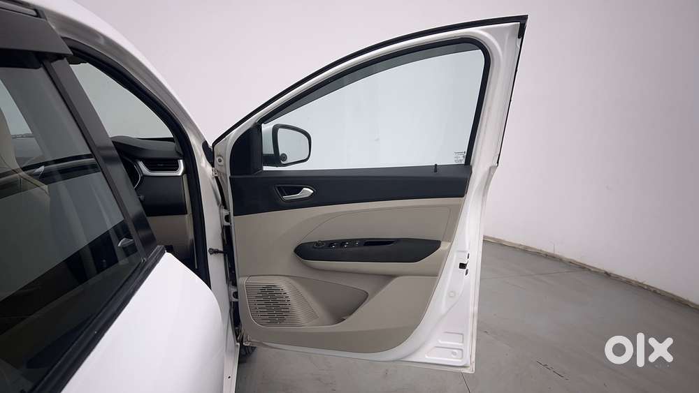Renault Triber Rxz Easy-r Amt, 2020, Petrol