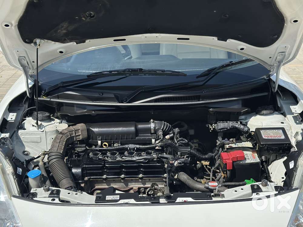 Maruti Suzuki Swift Dzire Vxi(o) Mt, 2018, Petrol