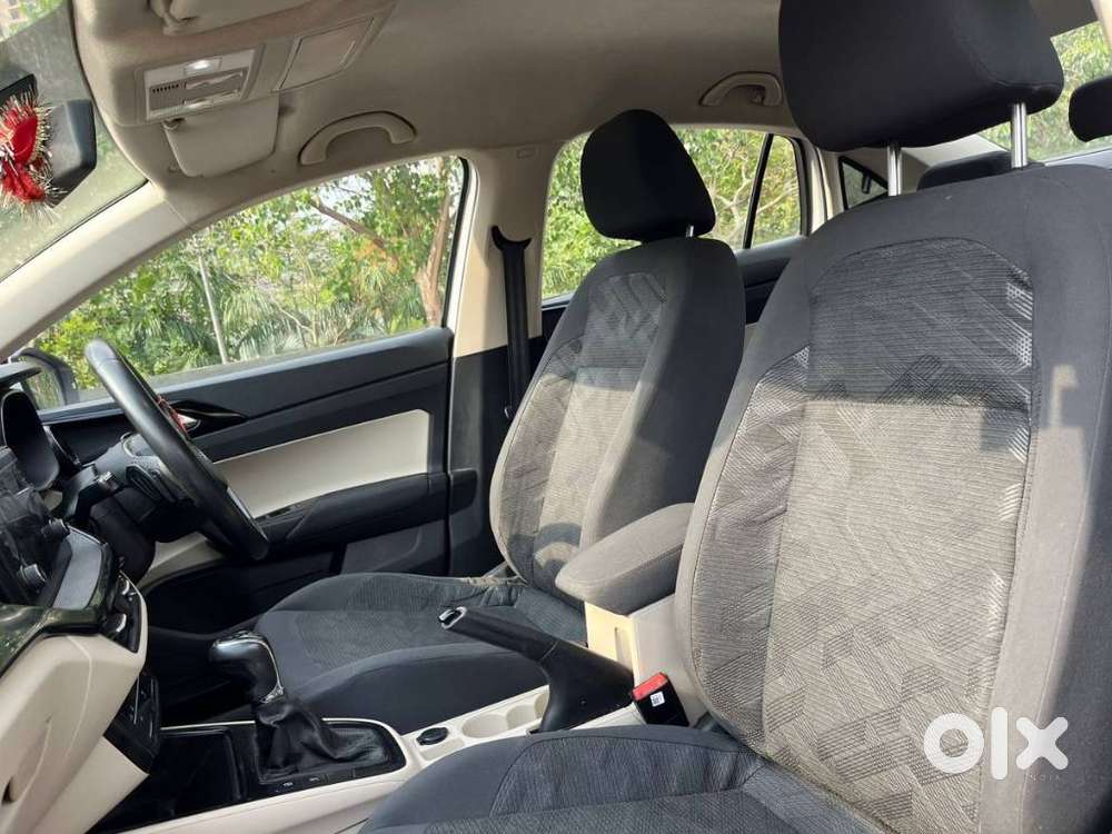 Skoda Slavia 1.0 Ambition Tsi At, 2022, Petrol