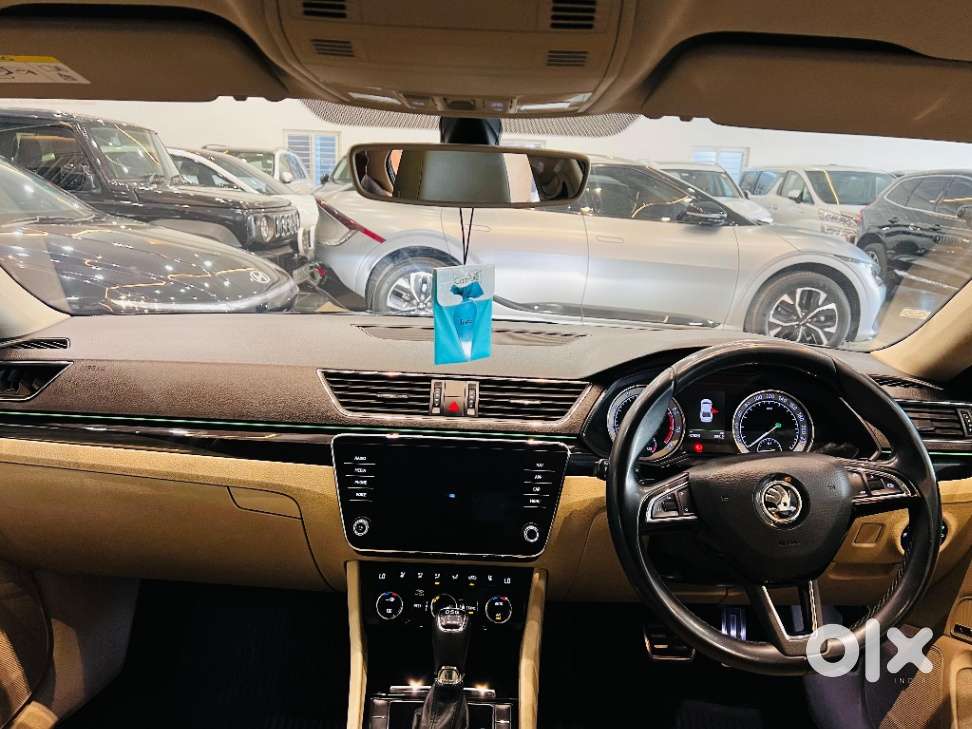 Skoda Superb Laurin And Klement 1.8, 2019, Petrol