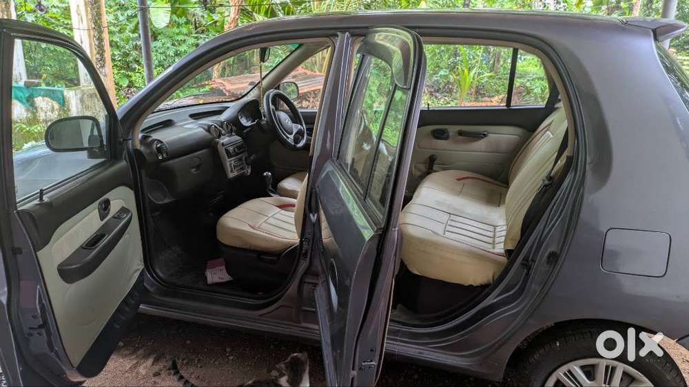 Minimal Used Santro With Chilled Ac