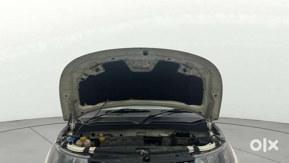 Mahindra Kuv 100 Mfalcon G80 K8, 2016, Petrol