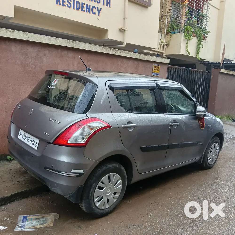 Maruti Suzuki Swift 1.2 Vxi 2017