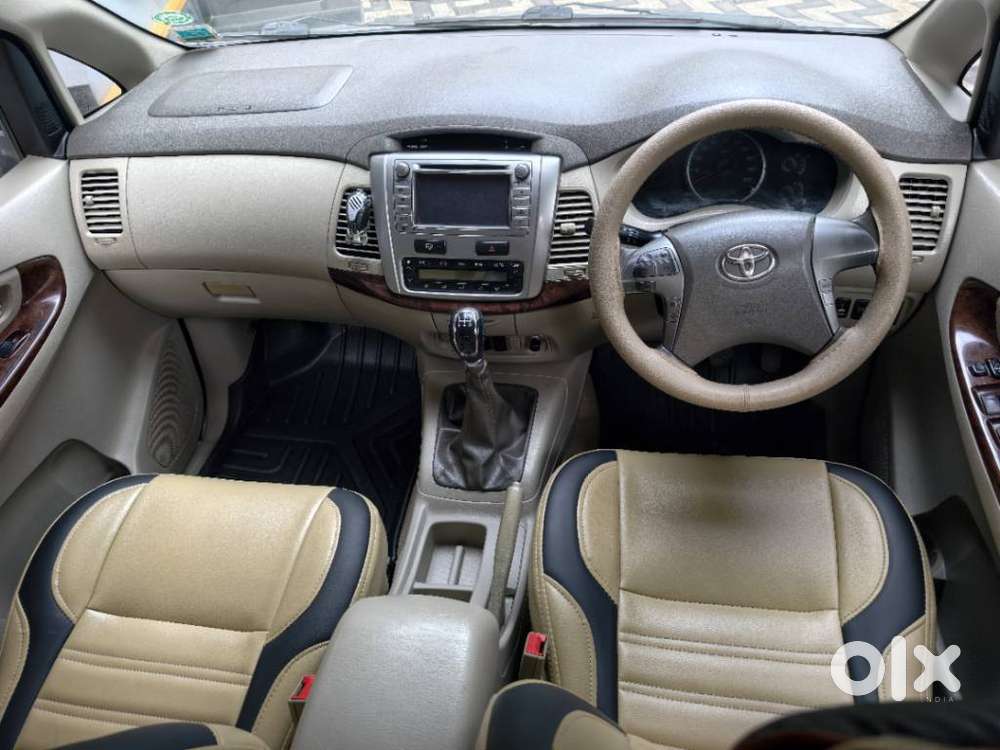 Toyota Innova 2.0 V, 2013, Diesel