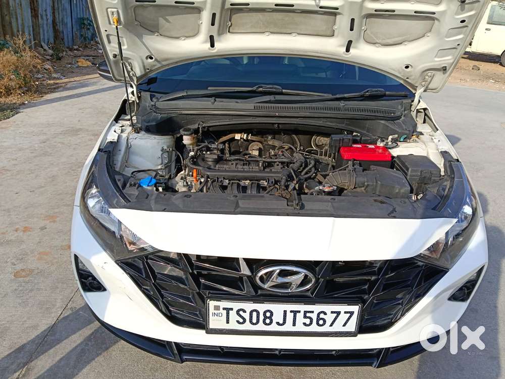 Hyundai I20 Sportz 1.2 Ivt, 2023, Petrol