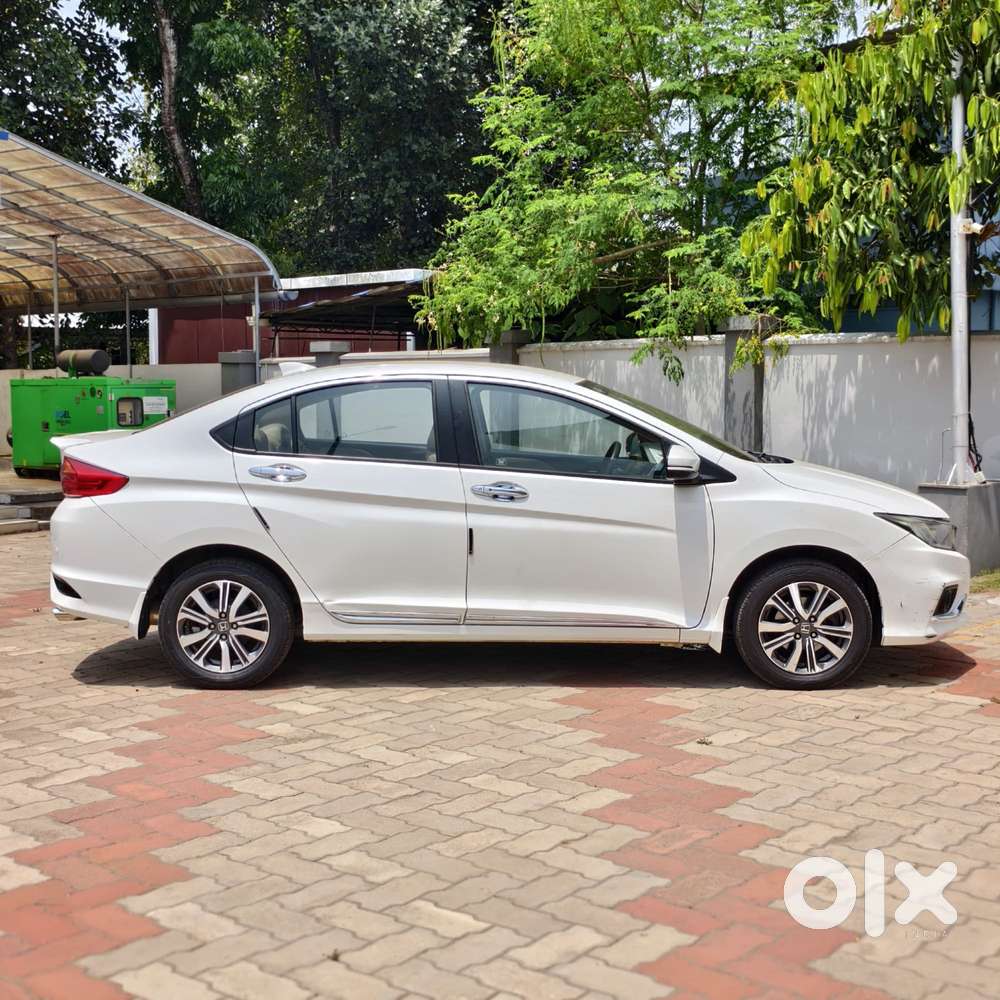 Honda City I-vtec V, 2017, Petrol