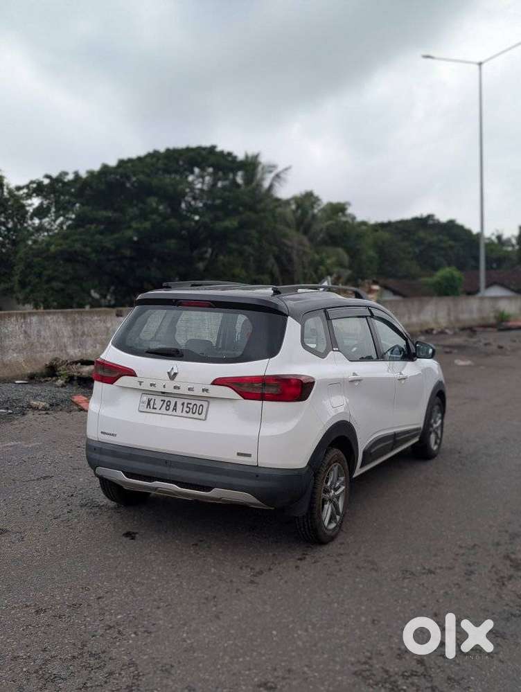 Renault Triber Rxz, 2019, Petrol
