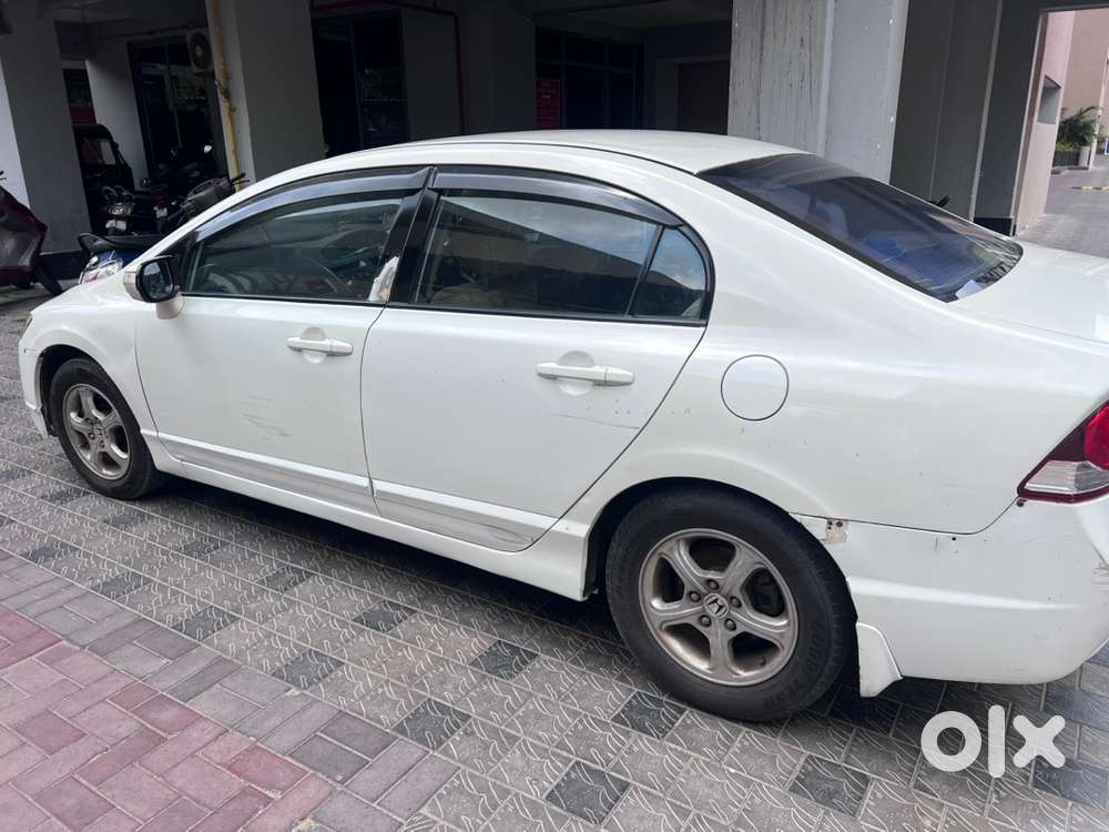 Honda Civic Petrol Mt 2010
