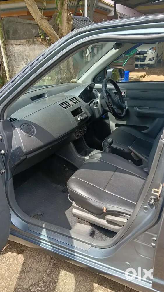 Maruti Suzuki Swift Lxi 2006