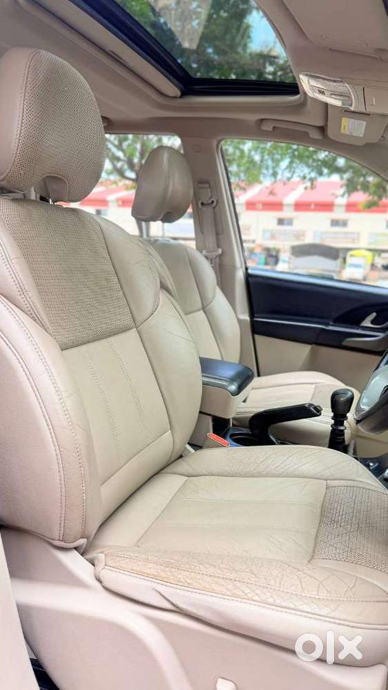 Mahindra Xuv500 W10 2wd, 2015, Diesel