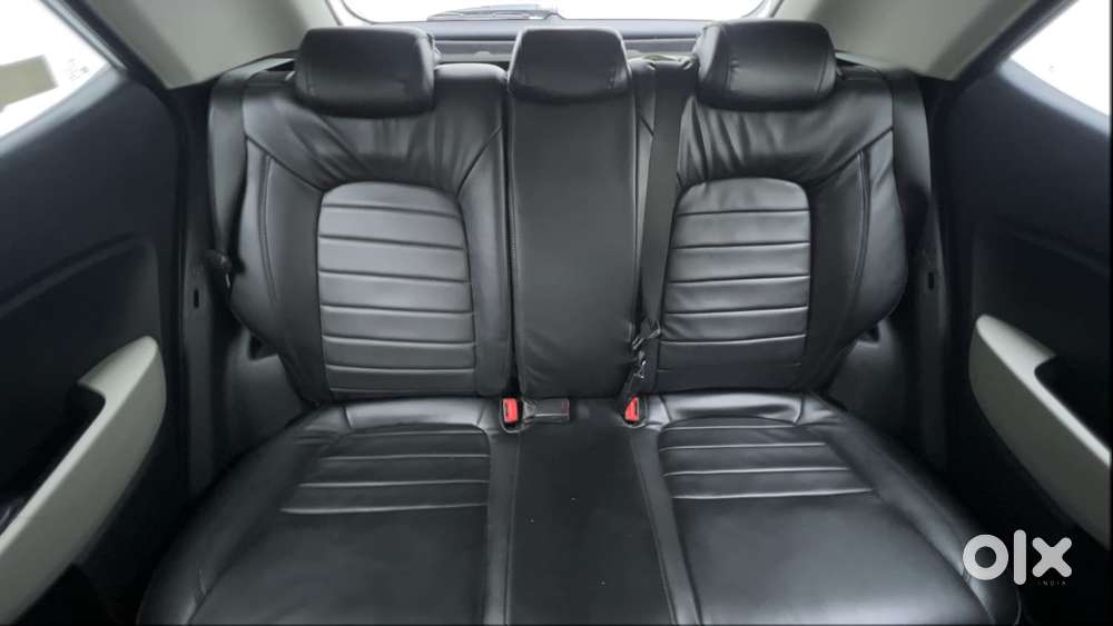 Hyundai Venue S (o) 1.0 Turbo Mt, 2023, Petrol