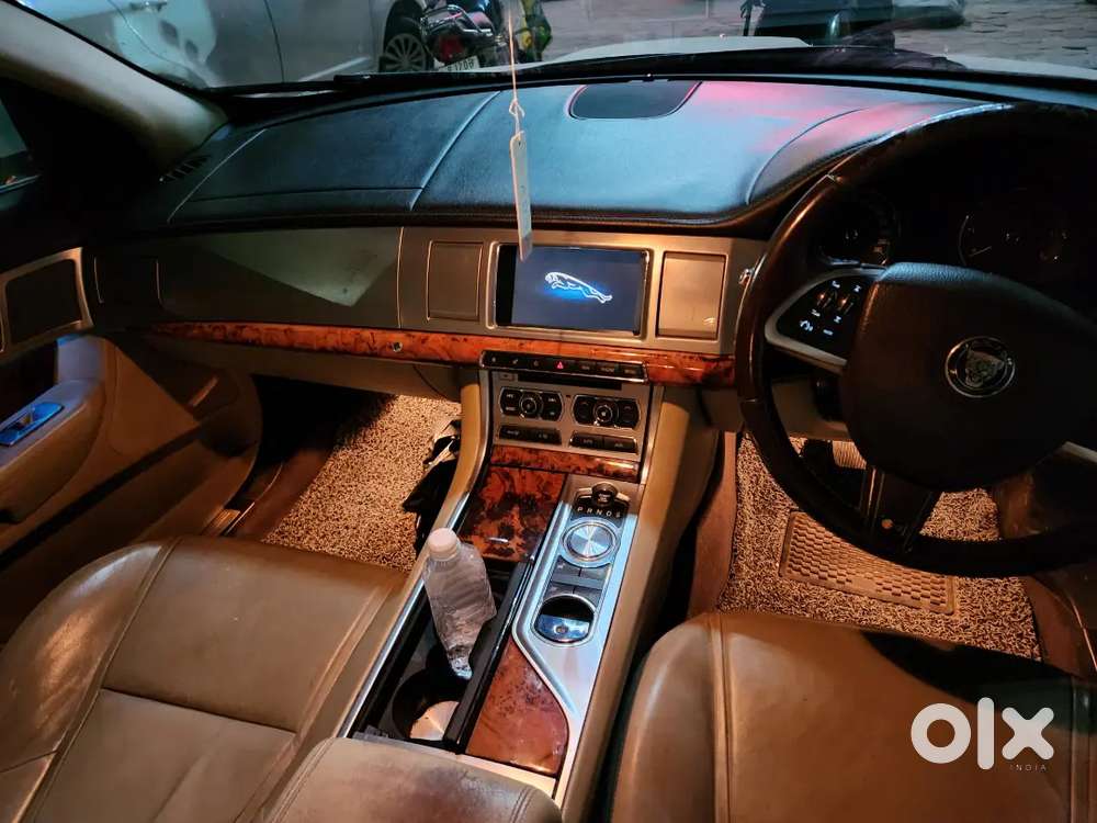 Jaguar Xf Diesel 2016