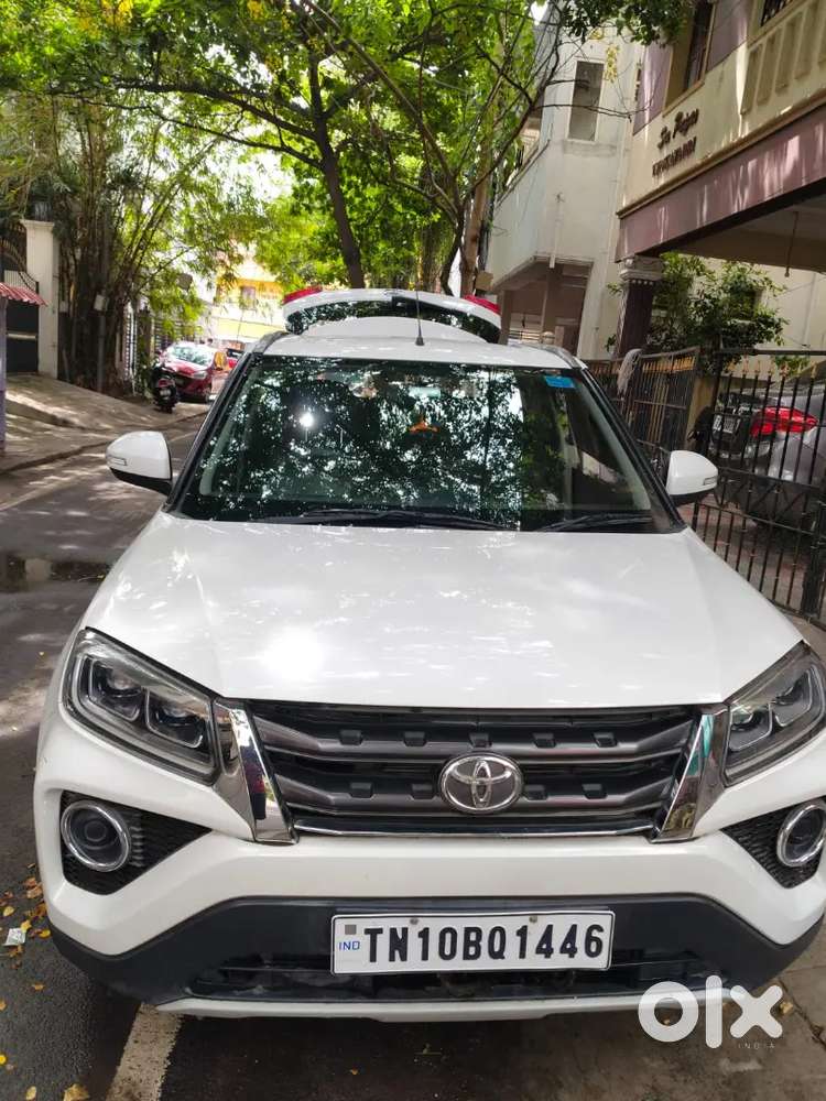 Toyota Urban Cruiser 2022 Petrol 24000 Km Driven Urgent Sale
