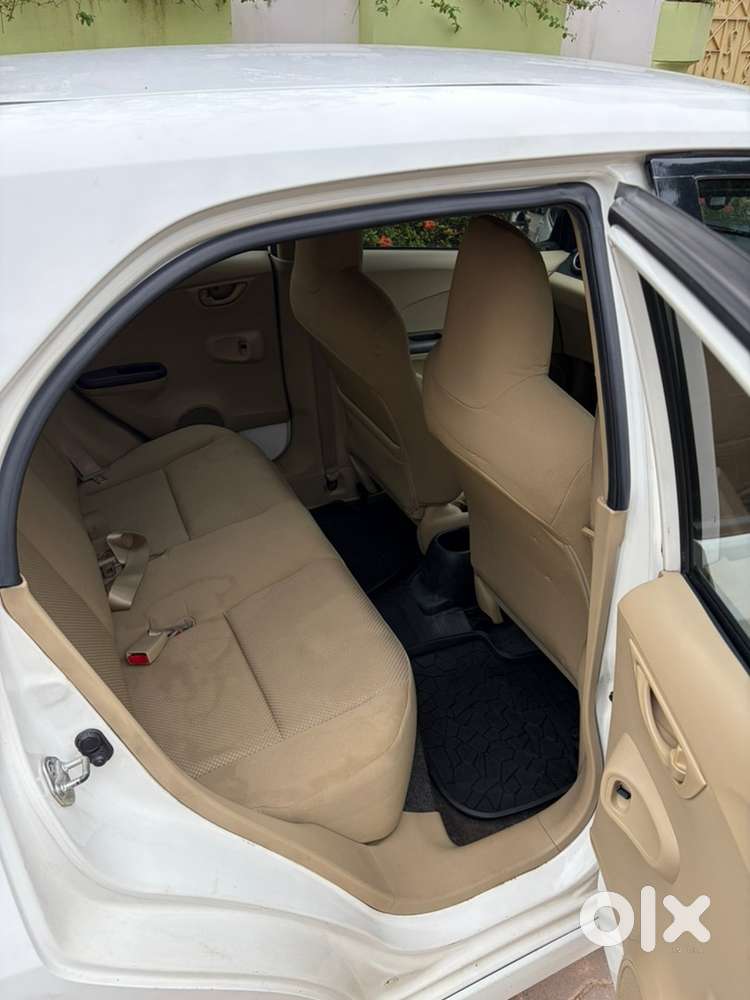 Honda Brio Petrol 2012