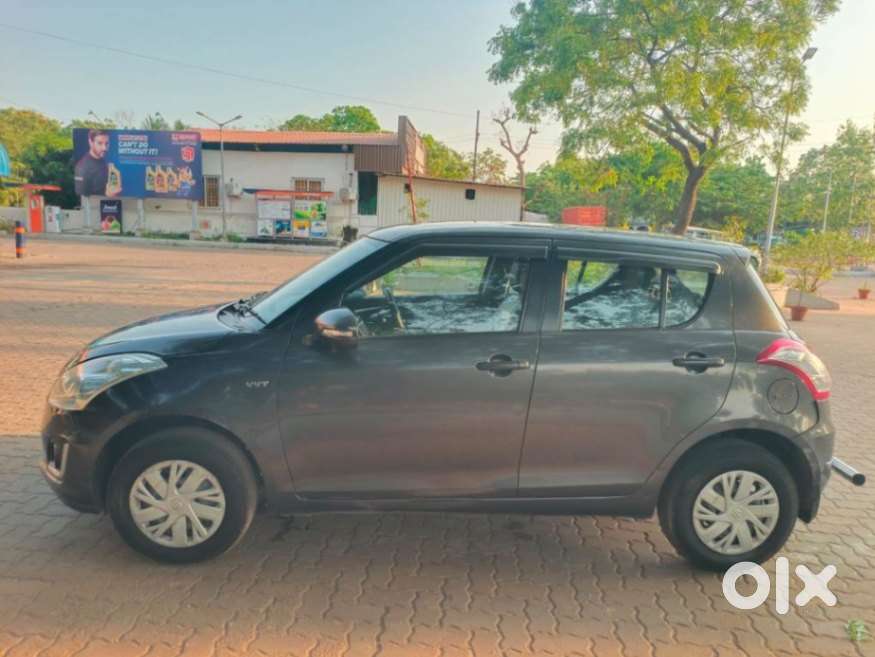 Maruti Suzuki Swift Vxi, 2017, Petrol