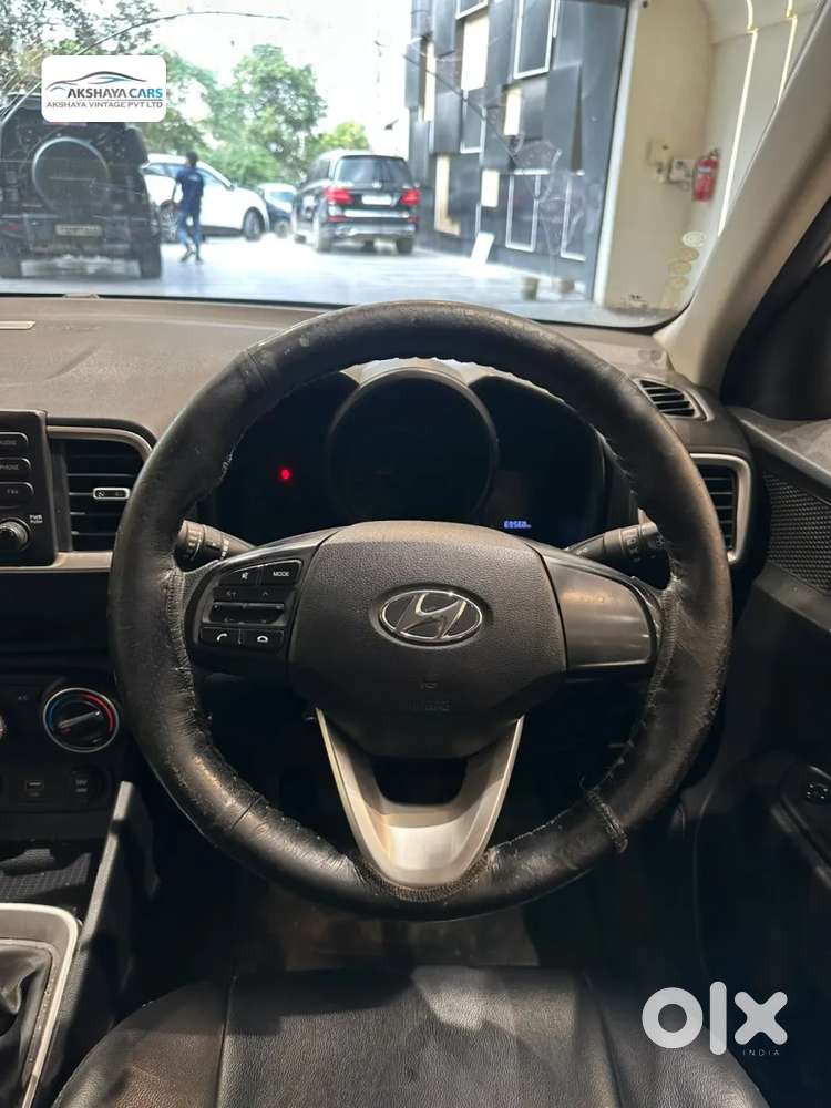 Hyundai Venue S 1.2 Petrol, 2019, Petrol