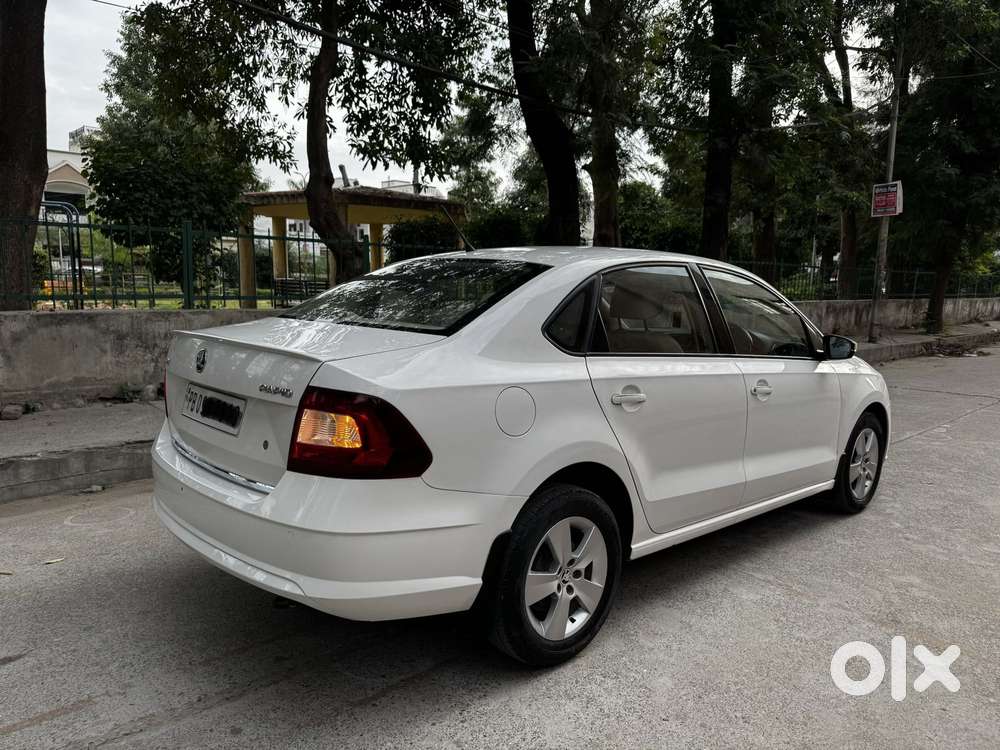 Skoda Rapid 1.6 Ambition Plus Tdi At, 2017, Diesel